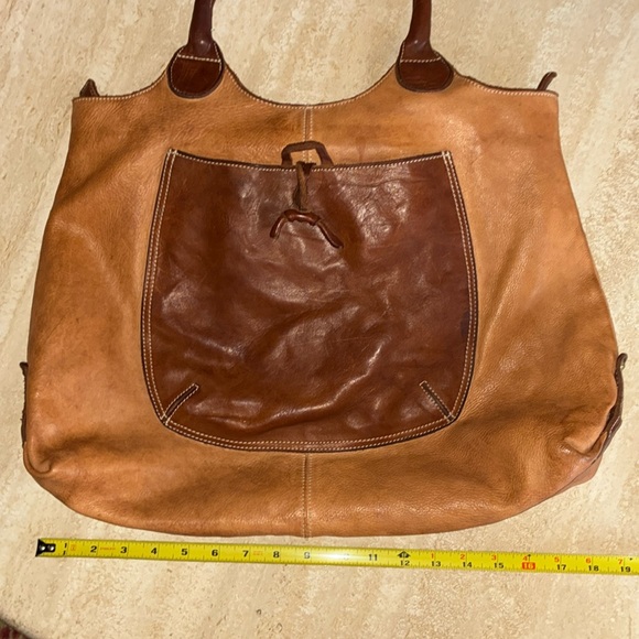 CONSTANZA ROTA 2 tone brown Leather hobo bag, oversized, pockets, top zip. - Picture 14 of 17